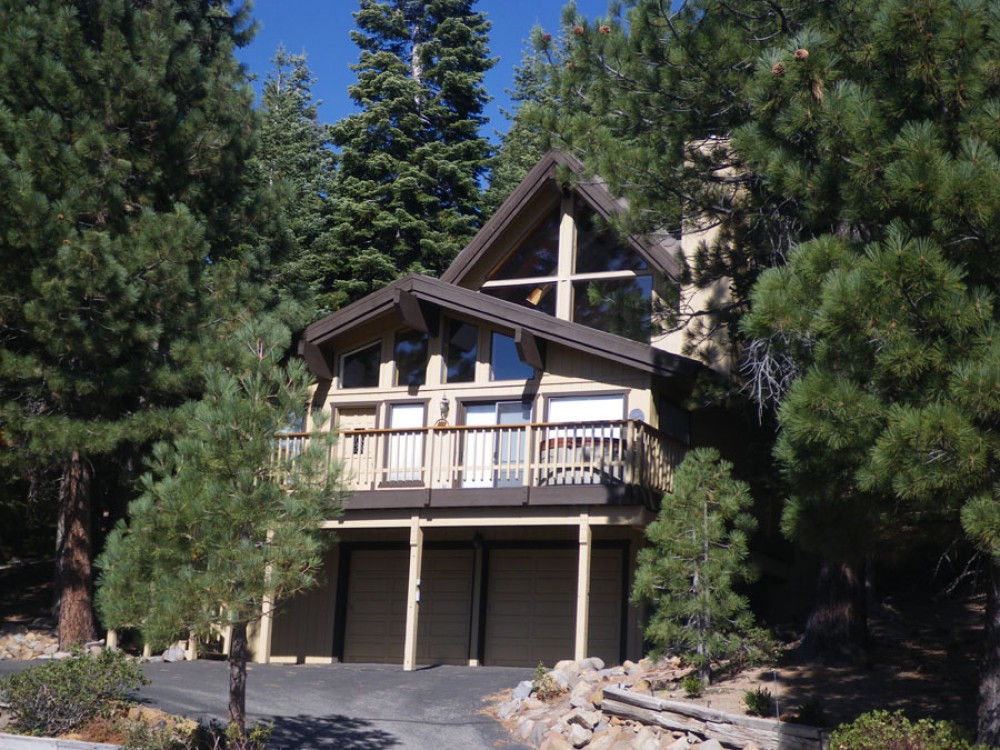 Lake Tahoe North Shore vacation rental with