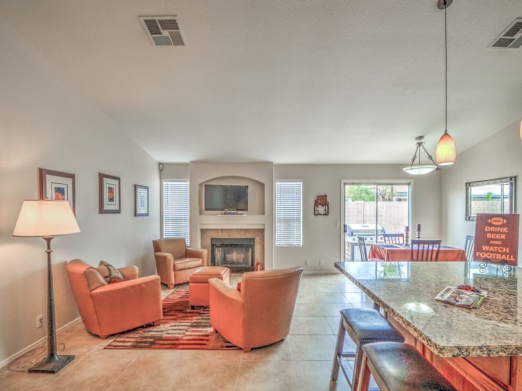 Glendale, Arizona Vacation Rental VACATION RENTAL HEAVEN * ALL