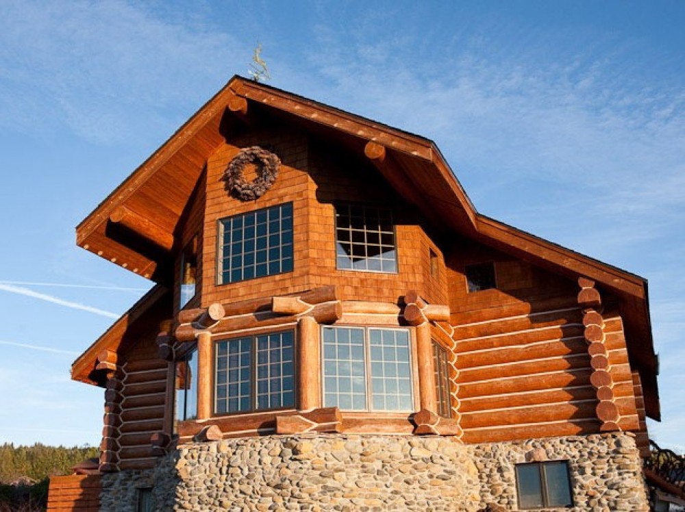 mount shasta vacation rental with Gilden Lodge