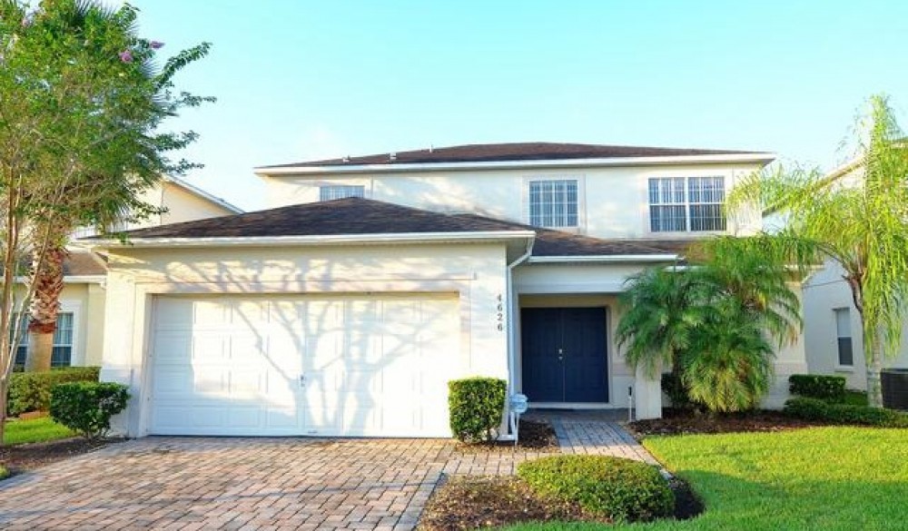 kissimmee vacation rental with Front of home