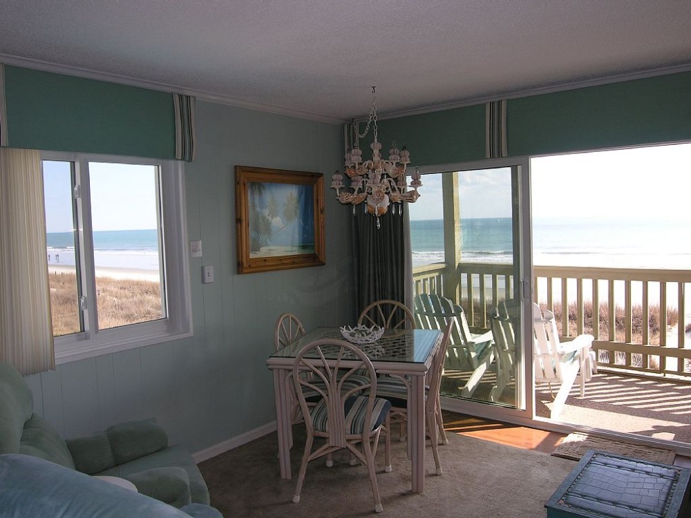 North Myrtle Beach vacation rental with DIRECT OCEANFRONT!