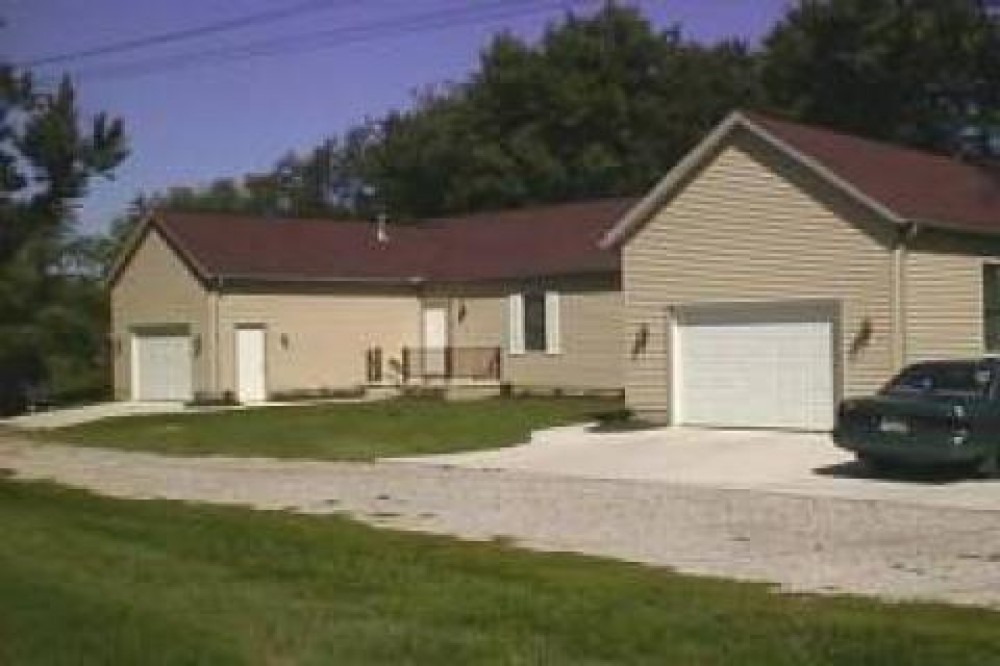 Canal Fulton vacation rental with