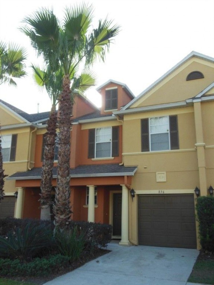 kissimmee vacation rental with Front Entrance