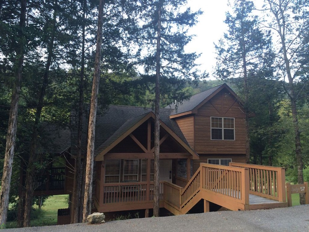 Branson Missouri Vacation Rental Little Creek Cabin 2