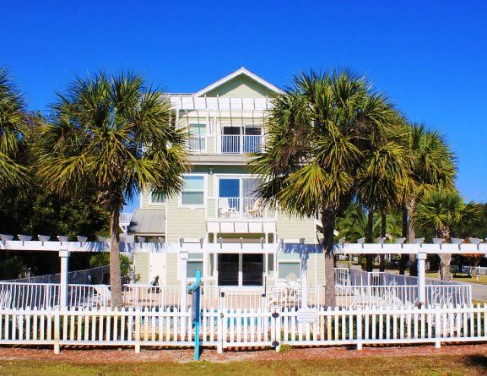 Destin Florida Vacation Rental Tranquility 6 Bedroom 5 5 Bath Home With Private Pool Sleeps 25 Perfect For Family Reunions 6 Bedrooms 5 Bathrooms House Best Airbnb Alternative