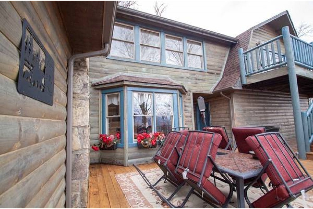 Gatlinburg, Tennessee Vacation Rental MOUNTAIN CABIN LOLO 5