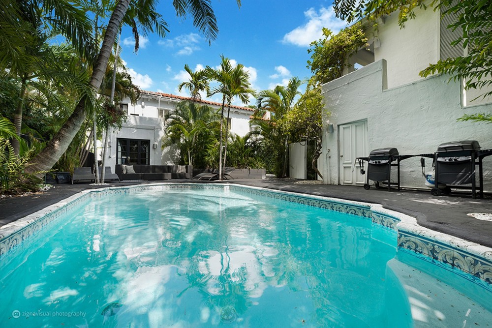 Miami Beach vacation rental with Tropical Pool and Courtyard