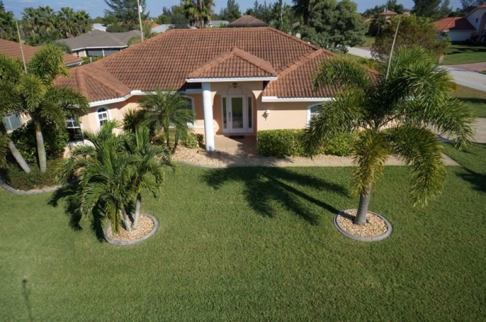 Cape Coral, Florida Vacation Rental CAPE ESCAPE Cape Coral Vacation