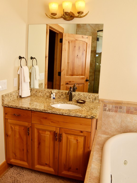 Coalville, Utah Vacation Rental Newly Constructed Lake View House In