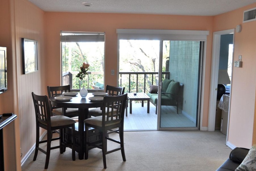 Austin, Texas Vacation Rental ATX House Condo With View Near Park